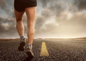 hombre haciendo running
