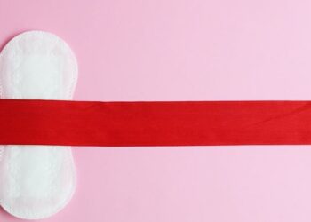 Se observan efectos de las vacunas contra el Covid - 19 en alteraciones del ciclo menstrual