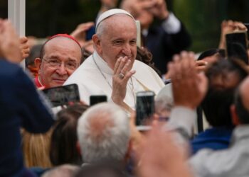 Pope Francis arrives to open the Holy Door of St. Mary in Collemaggio Basilica and start the jubilee of forgiveness, in L'Aquila, central Italy, Sunday, Aug. 28, 2022. Pope Francis will be the first pope since Celestine V to open this Holy Door, the