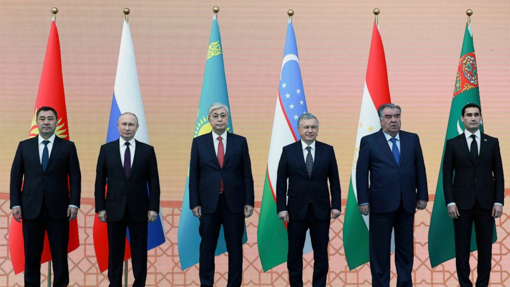 Putin califica sus acciones en Ucrania de "correctas y oportunas"