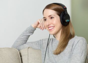escuchar música