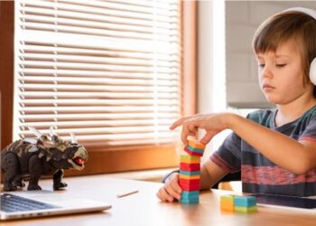 ¿Cómo estimular el aprendizaje y desarrollo en los niños autistas?