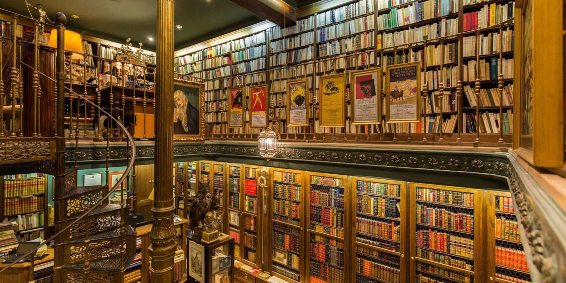 7 increíbles librerías emblemáticas en España que debes visitar
