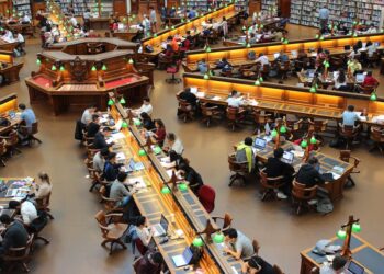 Los mejores libros de educación financiera: descubre las mejores guías para mejorar tus habilidades financieras